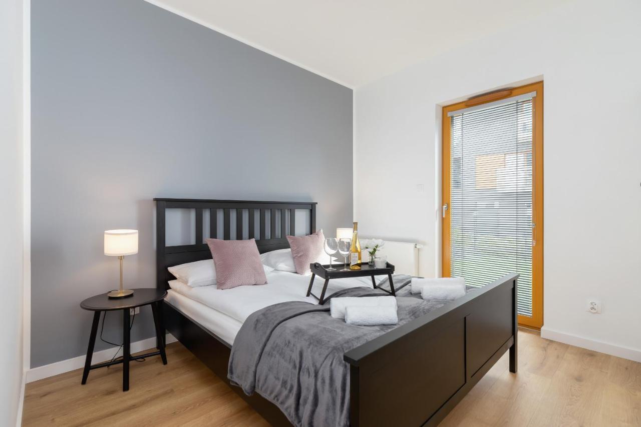 Luxurious Apartment Rakowicka Krakow By Renters Prestige Cracóvia Exterior foto