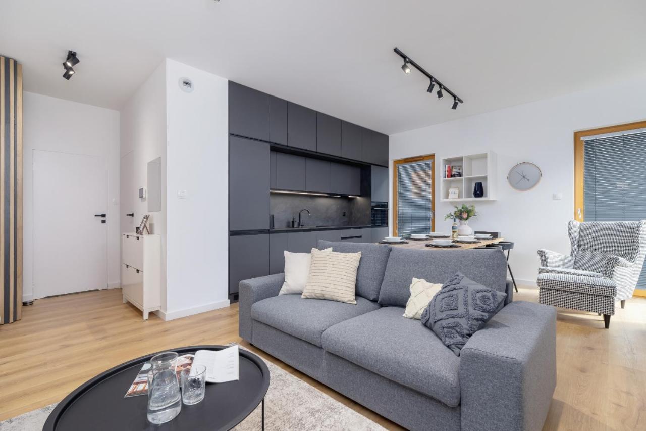 Luxurious Apartment Rakowicka Krakow By Renters Prestige Cracóvia Exterior foto