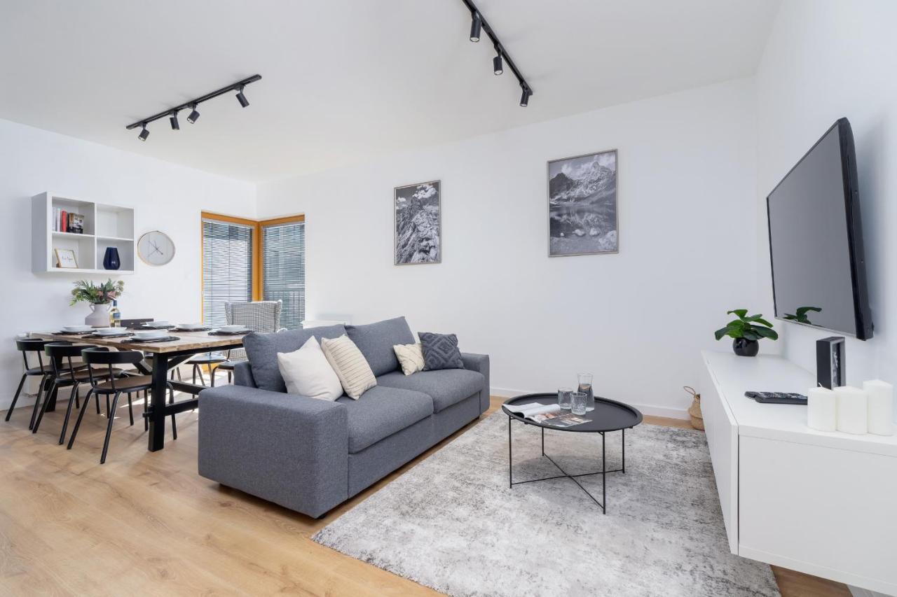 Luxurious Apartment Rakowicka Krakow By Renters Prestige Cracóvia Exterior foto