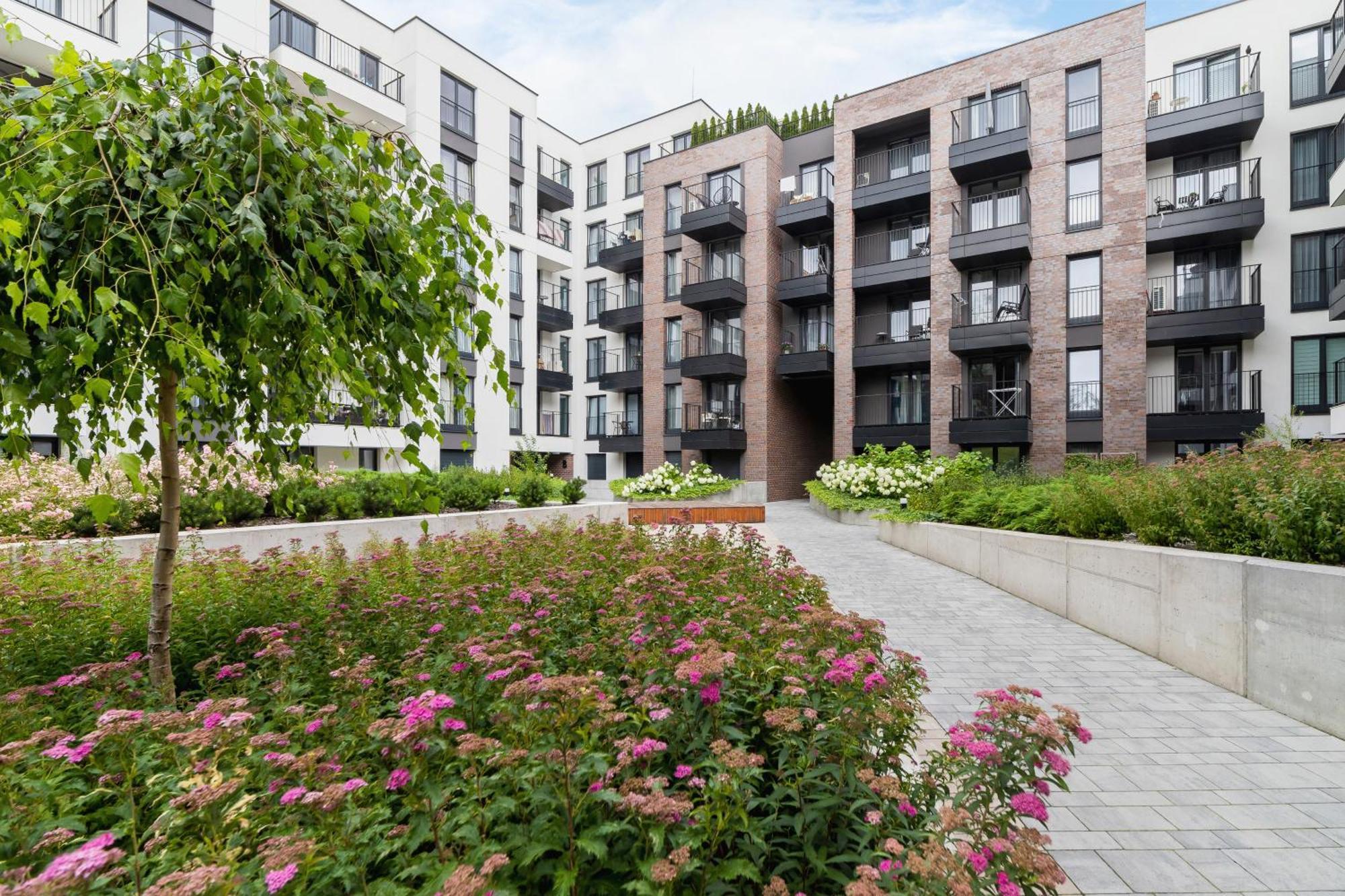 Luxurious Apartment Rakowicka Krakow By Renters Prestige Cracóvia Exterior foto