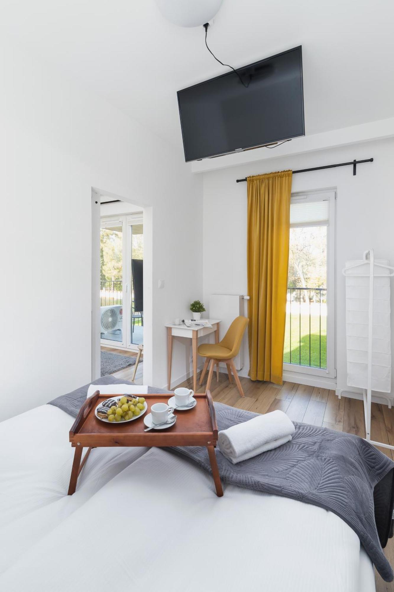 Luxurious Apartment Rakowicka Krakow By Renters Prestige Cracóvia Exterior foto